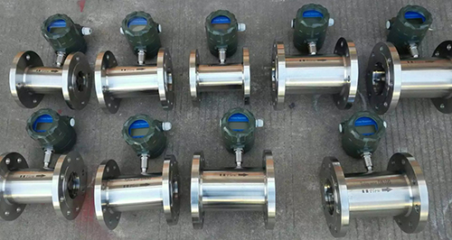 不銹鋼液體渦輪流量計(jì)產(chǎn)品圖